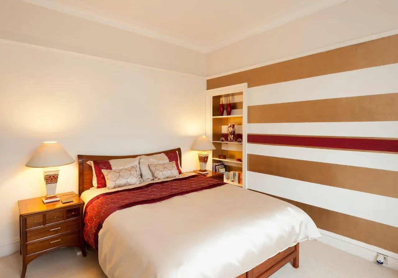 Holiday home The Traquair Park Residence Edinburgh United Kingdom