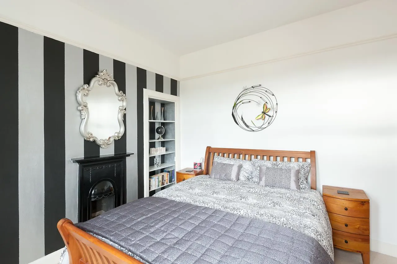 The Traquair Park Residence Edinburgh 0*,  United Kingdom