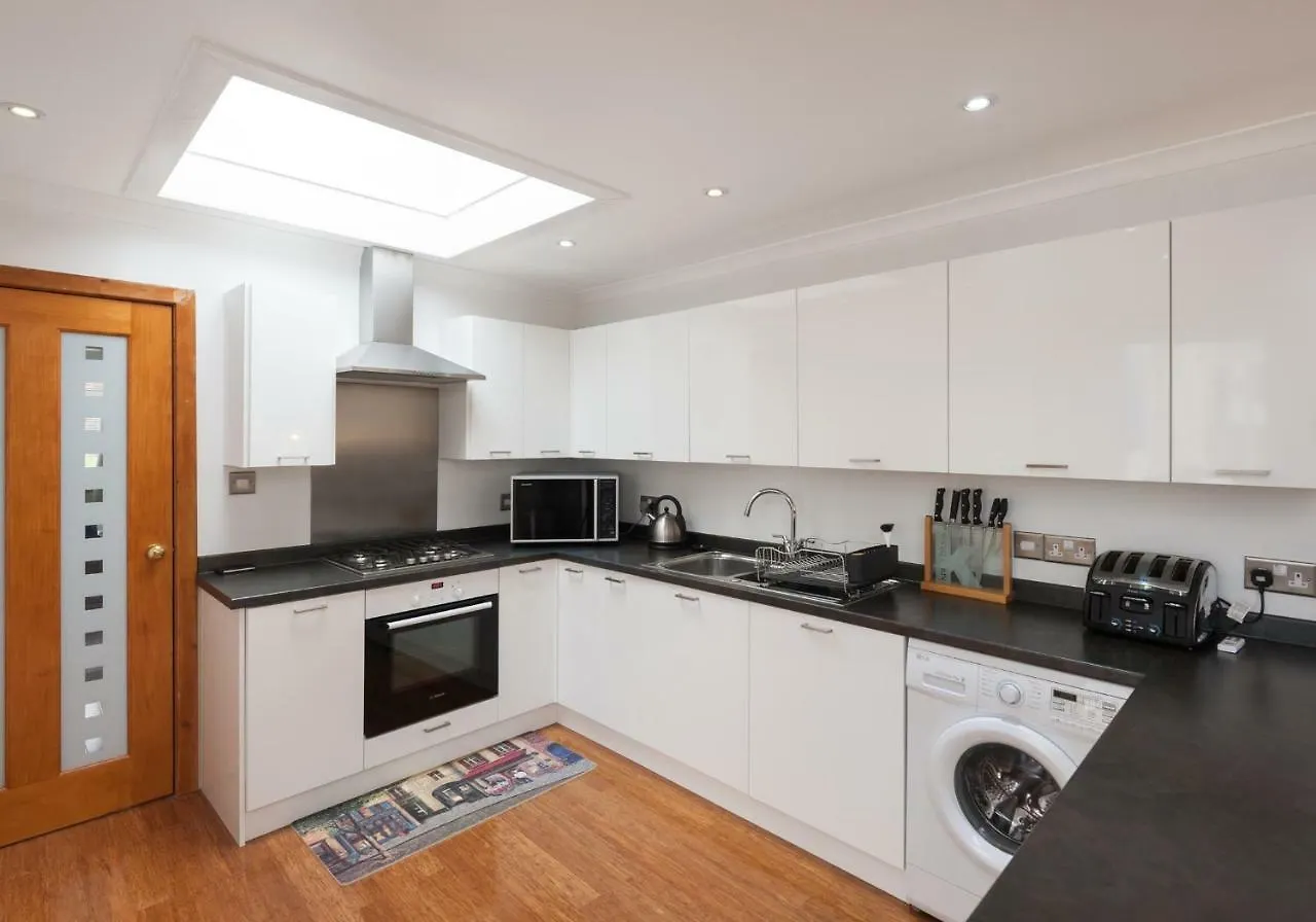 Holiday home The Traquair Park Residence Edinburgh